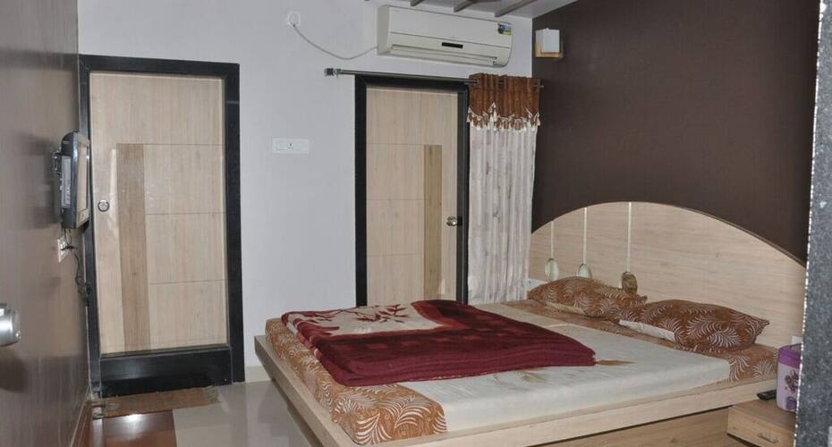 Hotel Ramdev International, Mount Abu 1